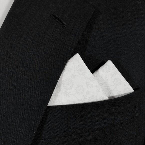 New - White & Silver Floral Cotton Pre-Folded Pocket Square Handkerchief Insert - Picture 1 of 8